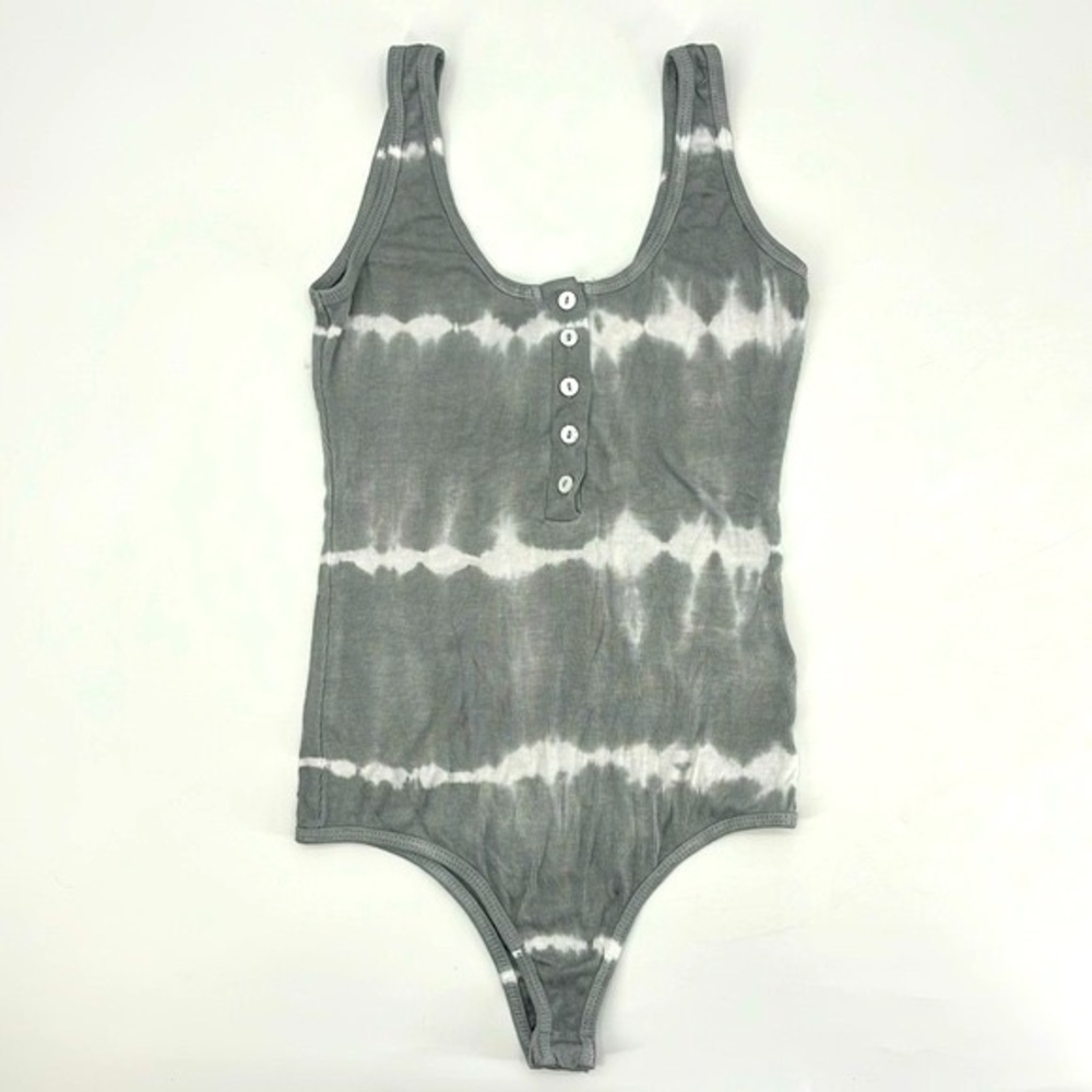 NWT Vici gray tied dye tank bodysuit size small